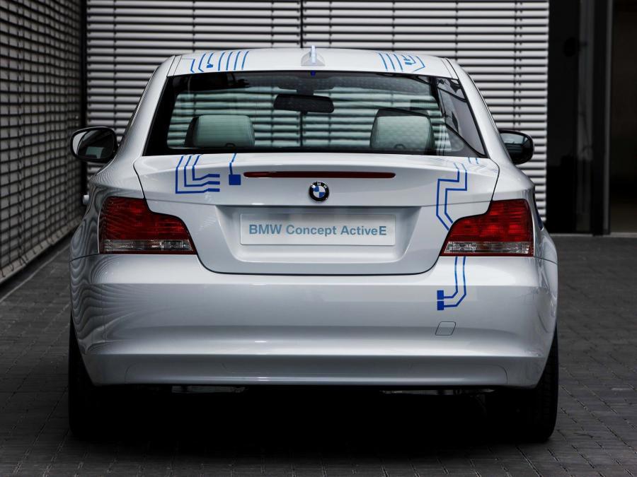  BMW 1-Series Concept ActiveE 2010 года  (фото 2 из 9)